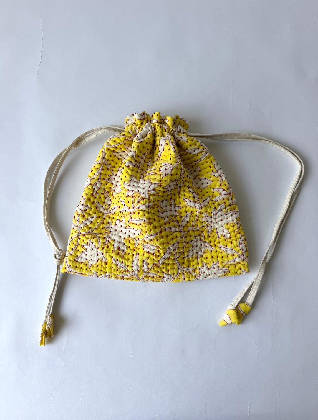 ブロックプリント刺し子巾着  Botanical - Red Stitch